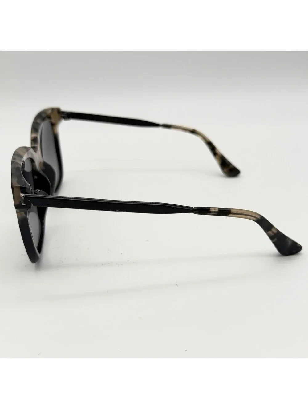 DIFF Bella Polarized Square Sunglasses Black Tortoise Gray Womens GF-GG10P